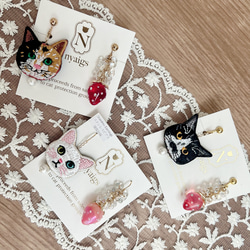 みずみずしい＊いちごと猫さん刺繍のピアスandイヤリング ♡ 4枚目の画像