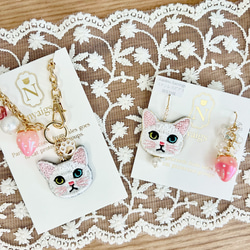 みずみずしい＊いちごと猫さん刺繍のピアスandイヤリング ♡ 13枚目の画像