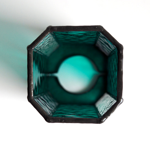 ステンドグラス製ランタンシェード『GlowShade』／ゴールゼロ