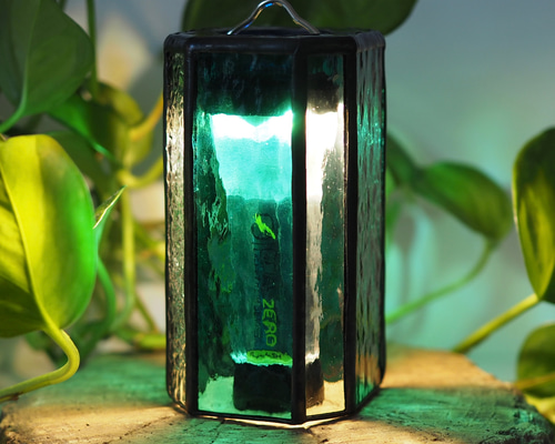 ステンドグラス製ランタンシェード『GlowShade』／ゴールゼロ対応／一点もの ステンドグラス製ランタンシェード『GlowShade』／ゴールゼロ