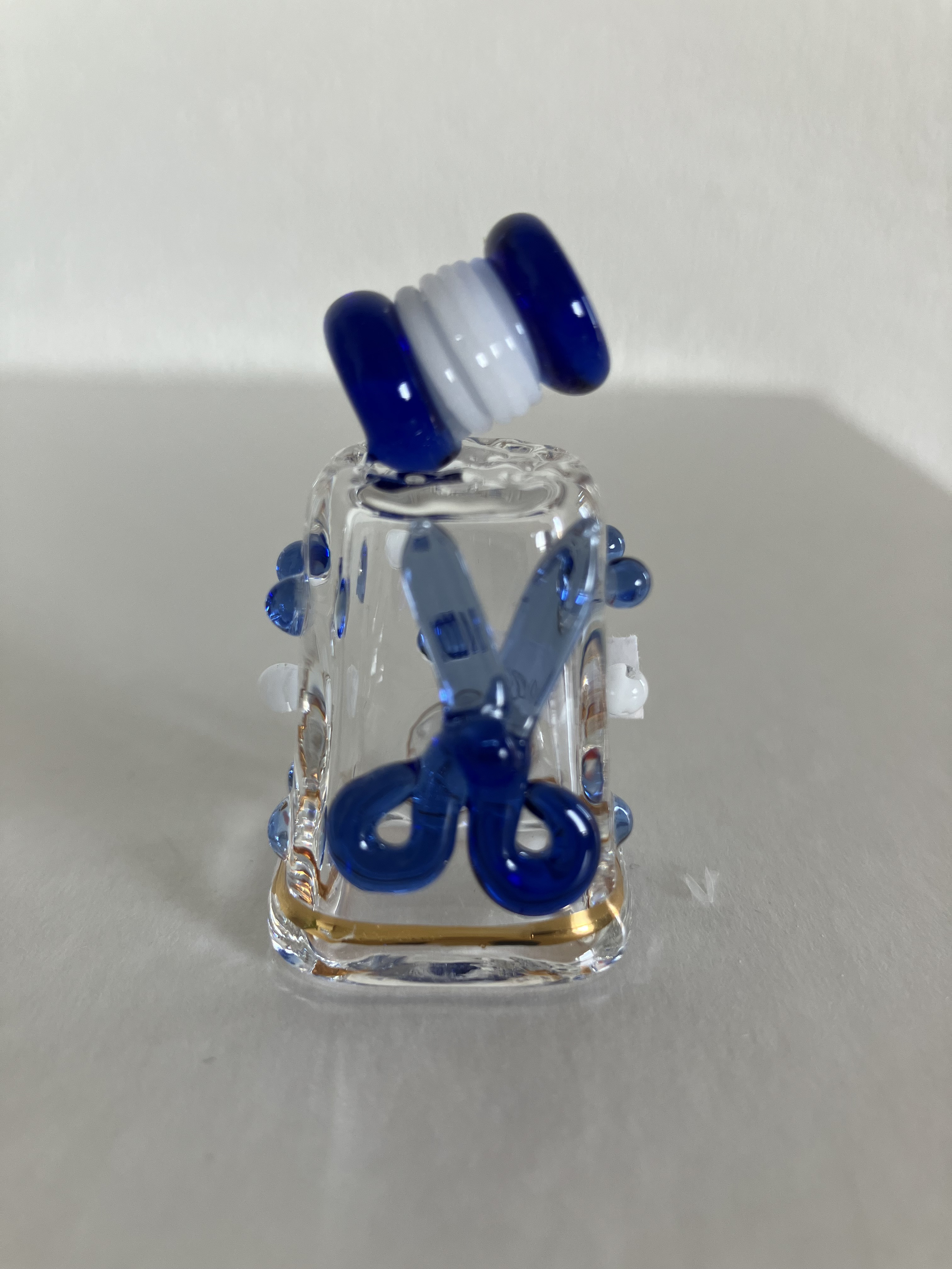 立体シンブル　　糸巻き＆ハサミ　ブルー