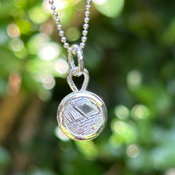 ムオニオナルスタ隕石（メテオライト）シルバーペンダント◇Silver Pendant with chain 2枚目の画像