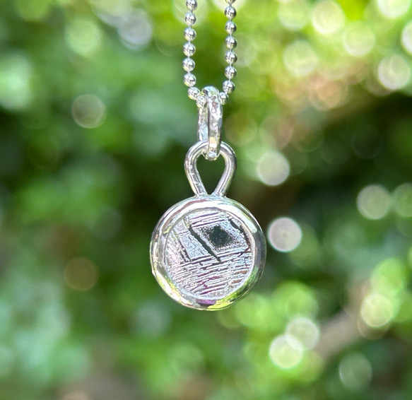 ムオニオナルスタ隕石（メテオライト）シルバーペンダント◇Silver Pendant with chain 1枚目の画像