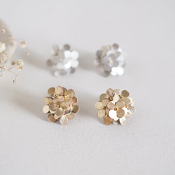 革花　Letherbouquetピアス/イヤリング 2枚目の画像