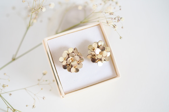 革花　Letherbouquetピアス/イヤリング 3枚目の画像