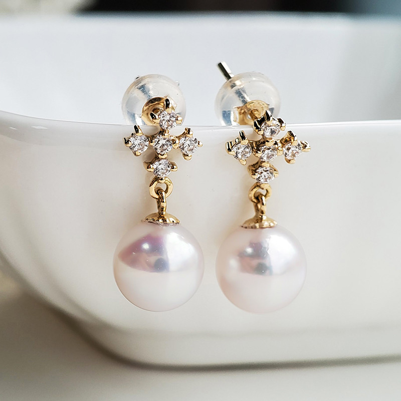 【La Corser】輸入日本製 7-9.5mm アコヤ天然海水真珠ピアス ジルコン入り 18Kゴールド ラウンドパールピアス