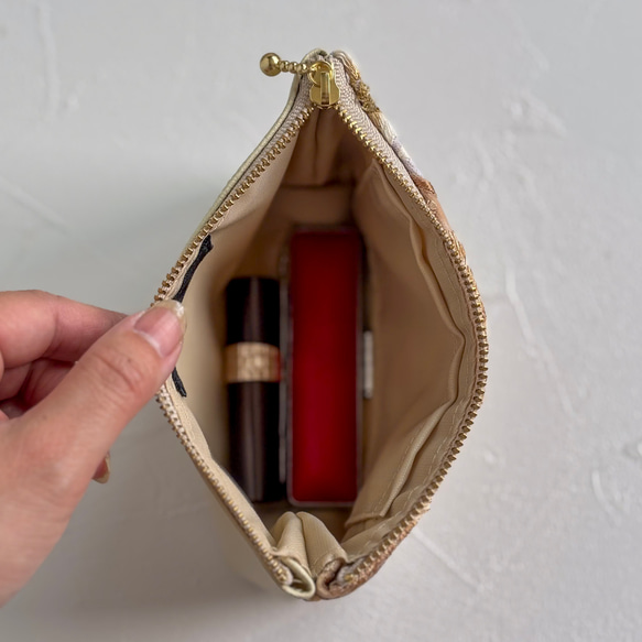 大人のためのインド刺繍ポーチ3点セット｜プチギフトや自分へのご褒美に｜ヴィンテージチャーム付き 6枚目の画像