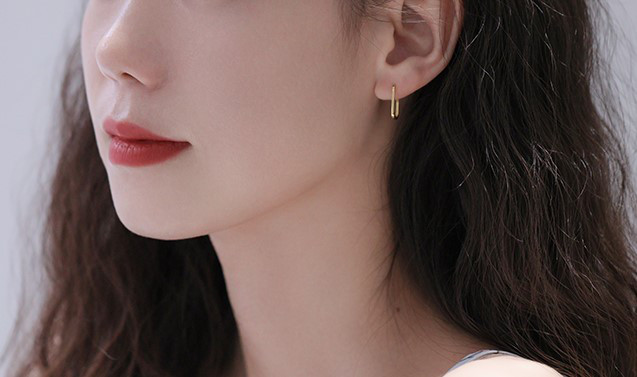 【La Corser】7-10mmアコヤ天然海水真珠ピアス2点セット、18Kゴールドピアス、ラウンドパール