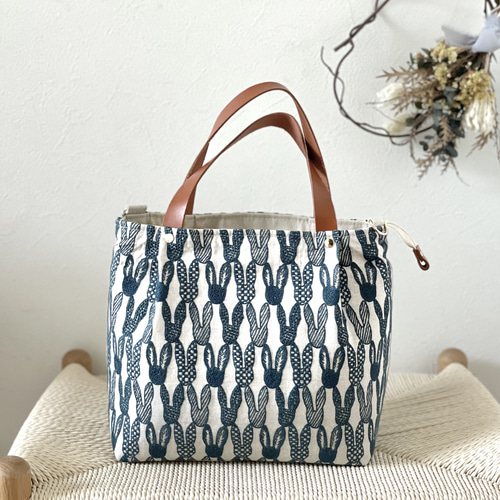 ⚮̈ミナペルホネン pomppia beige かくれんぼトート トートバッグ