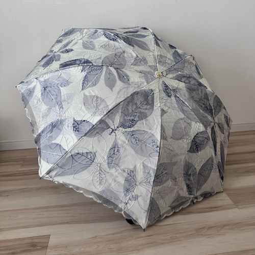 新品 豪華レース・ペイズリー総柄 晴雨兼用折りたたみ傘 日傘 雨傘 楽天市場】日傘 折りたたみ傘 完全遮光 葉柄刺繍 レディース