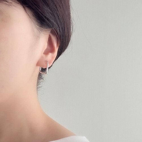 ピアス見え】シルバースクエアイヤリング イヤリング