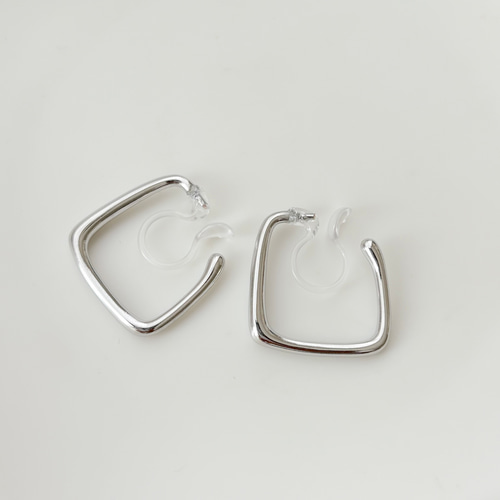 ピアス見え】シルバースクエアイヤリング イヤリング