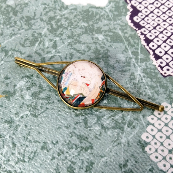 浮世絵のヘアピン【豊原周延・老女二尾 実ハ西ノ尾の古猫】 2枚目の画像