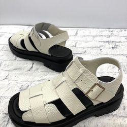 【&#39;25夏季新品】炎炎夏日又來襲！收縮包裝牛皮Gurkha涼鞋^^ 第4張的照片