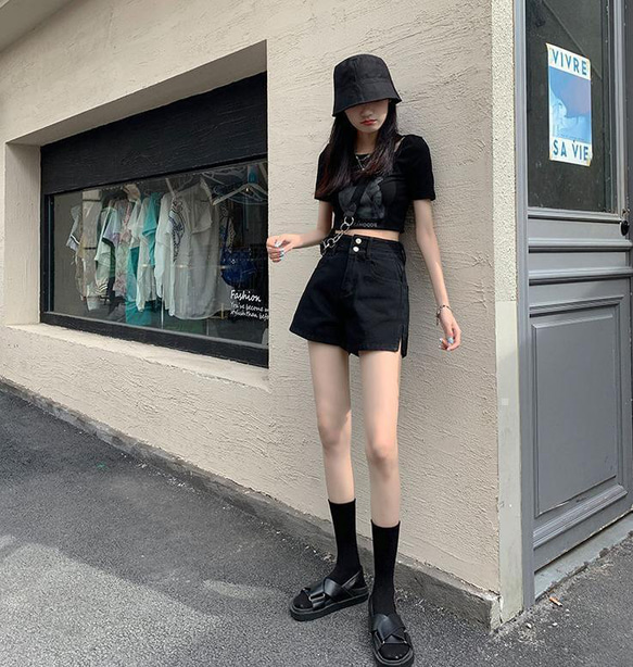 【即納　黒】大きいサイズ レディース デニム　ショートパンツ　新品 4XL 4枚目の画像