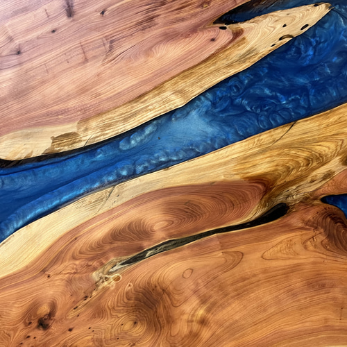 レジンテーブル ローテーブル エポキシレジン リバーテーブル 貝塚伊吹