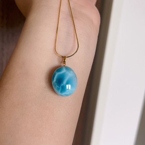 天然無処理 ラリマー ペンダントトップ k18 6.2g 両面模様あり