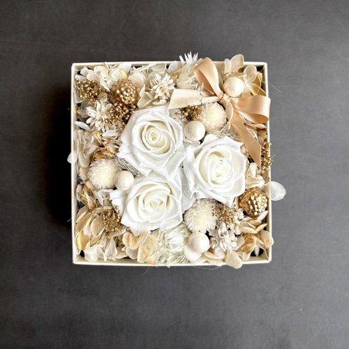 プリザーブドフラワー ボックスフラワー ホワイトゴールド ゴージャス