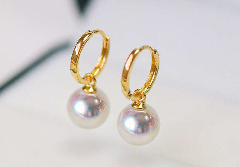 【La Corser】日本製 7-10mm アコヤ真珠 天然海水真珠 ピアス 18金 両開き レディース