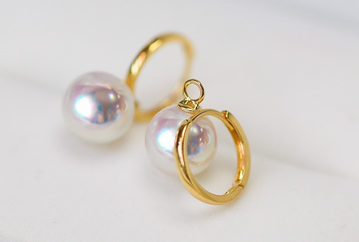 【La Corser】日本製 7-10mm アコヤ真珠 天然海水真珠 ピアス 18金 両開き レディース