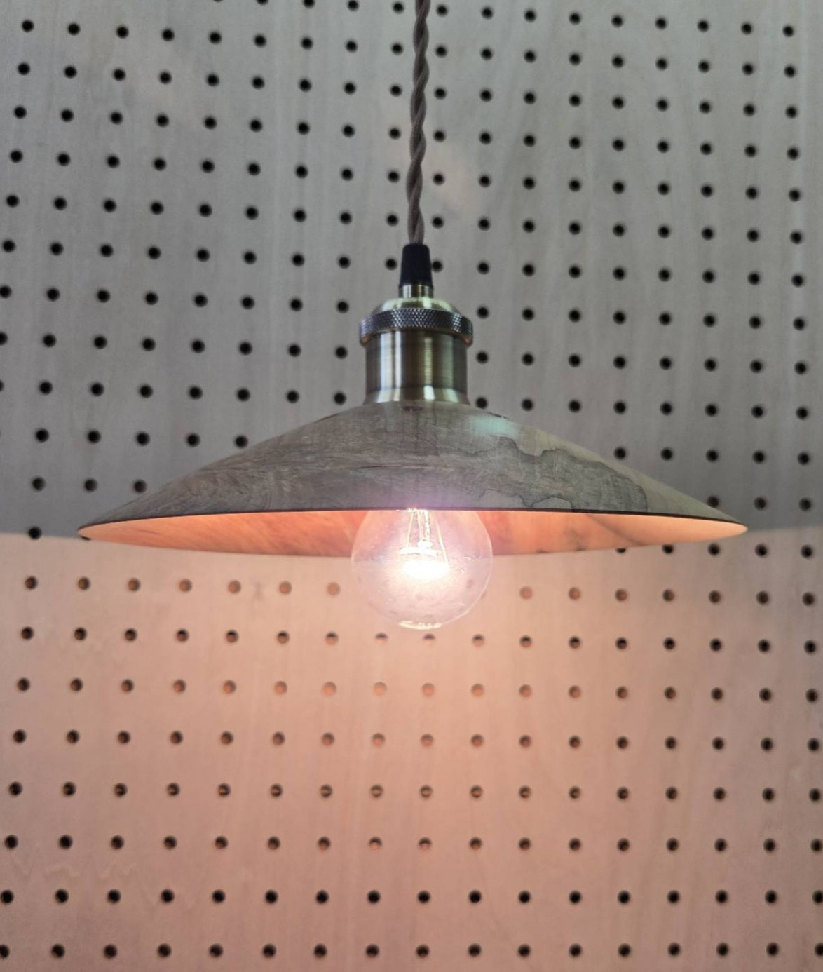 ランプシェード　栓(せん)