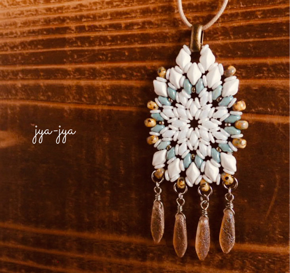fringe beads necklace - White mint 1枚目の画像