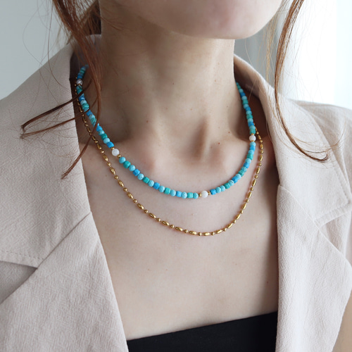 パラオブルー・ビビットカラーターコイズのネックレス(サージカル