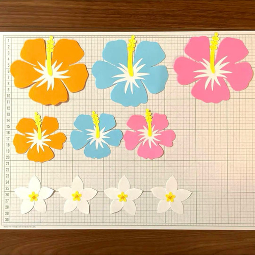 ハイビスカス壁面飾り／青系／夏壁面／壁面飾り Amazon.co.jp: ハイビスカス壁面飾り／青系／夏壁面／壁面飾り : おもちゃ