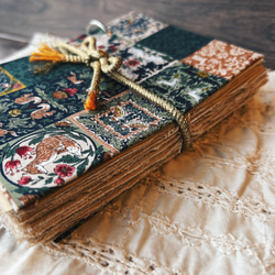 The Guardian Grimoire｜守護の書（あなたを映す個性診断ブック） 4枚目の画像