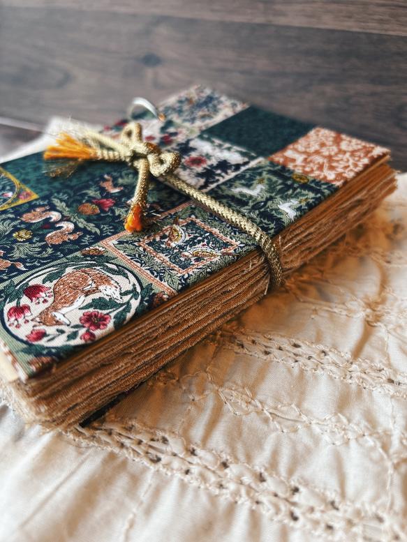 The Guardian Grimoire｜守護の書（あなたを映す個性診断ブック） 4枚目の画像