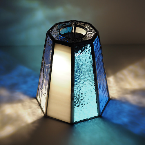 ステンドグラス製ランタンシェード『RetroShade』／ゴールゼロ