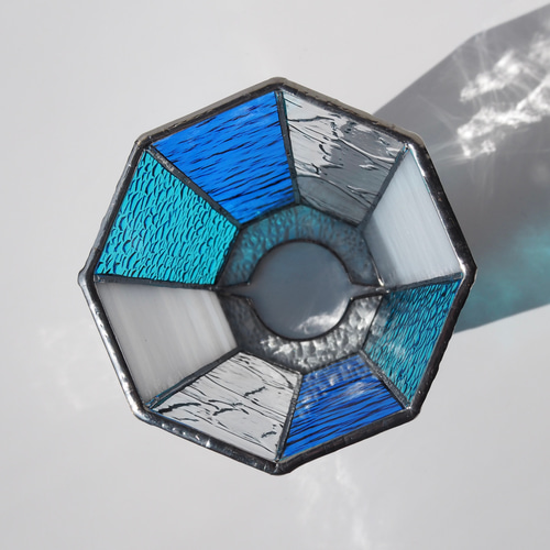 ステンドグラス製ランタンシェード『RetroShade』／ゴールゼロ