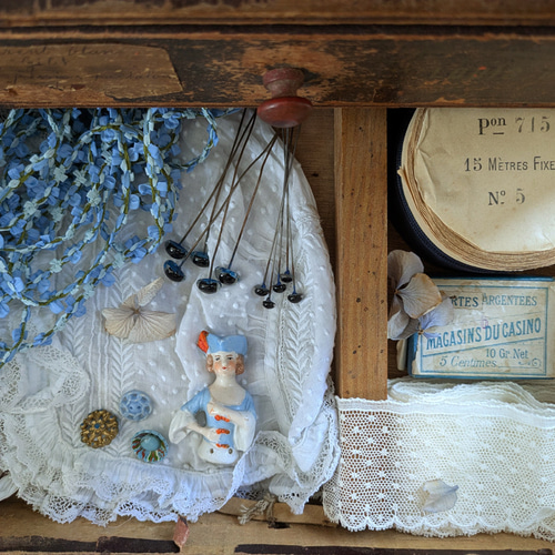 フランスアンティーク 白糸刺繍とレースのボネ 水玉 レース Mon