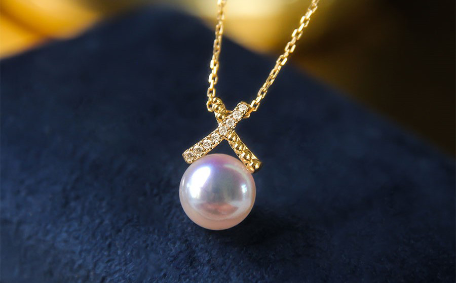 【ラコルセ】X字デザイン 8.5-9.9mm アコヤ天然海水真珠ペンダントネックレス 18Kゴールド ダイヤモンド
