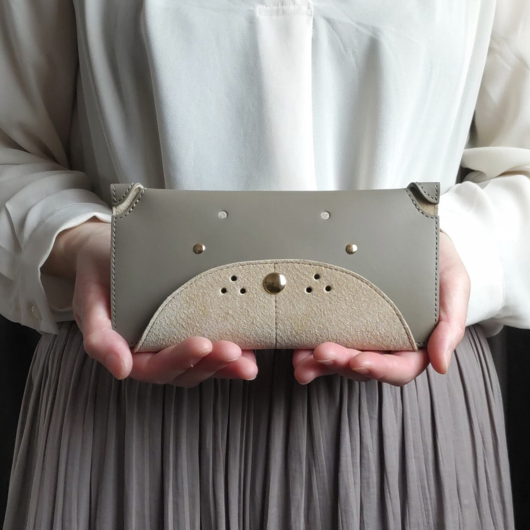 本革 犬型長財布rico+｜グレージュ｜｜ライトグレー｜