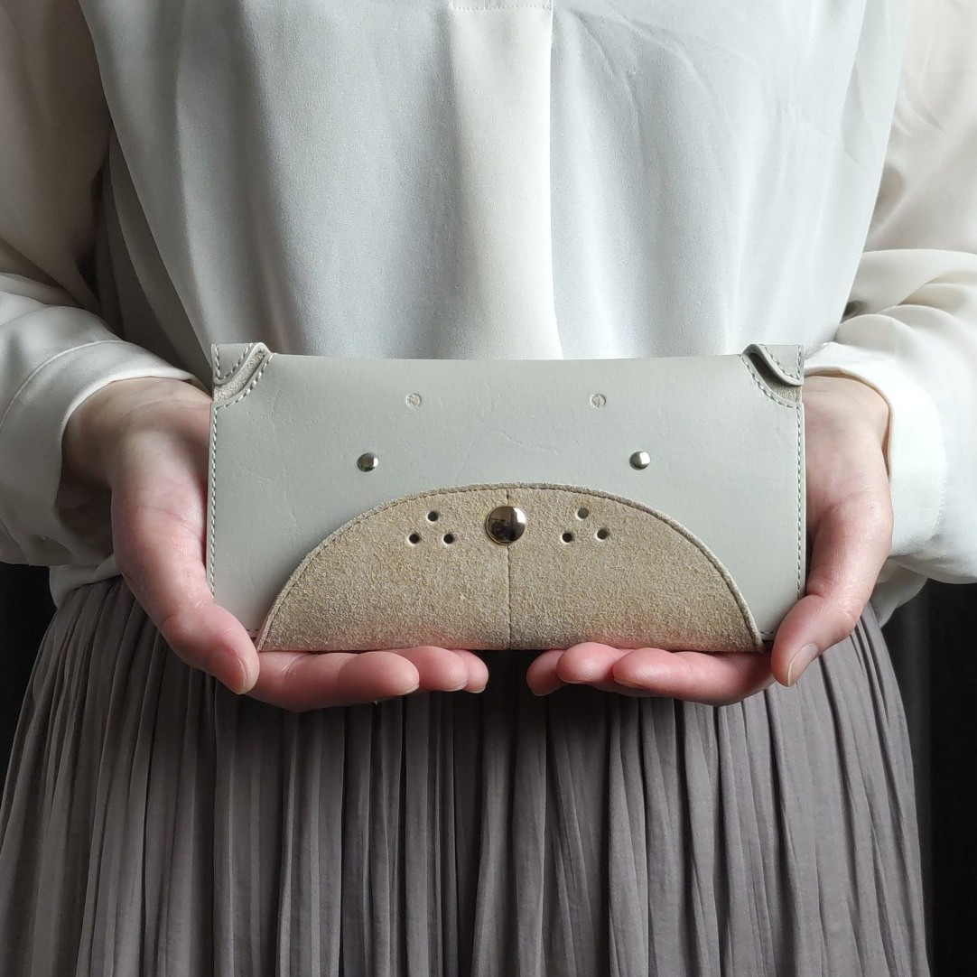 本革 犬型長財布rico+｜グレージュ｜｜ライトグレー｜