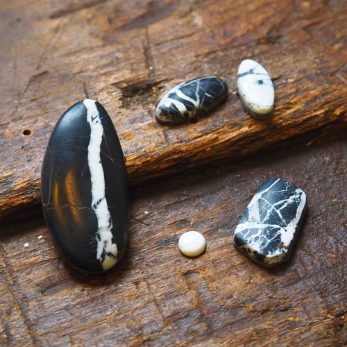 7,3ct White Buffalo Turquoise ホワイトバッファロー ターコイズ WB