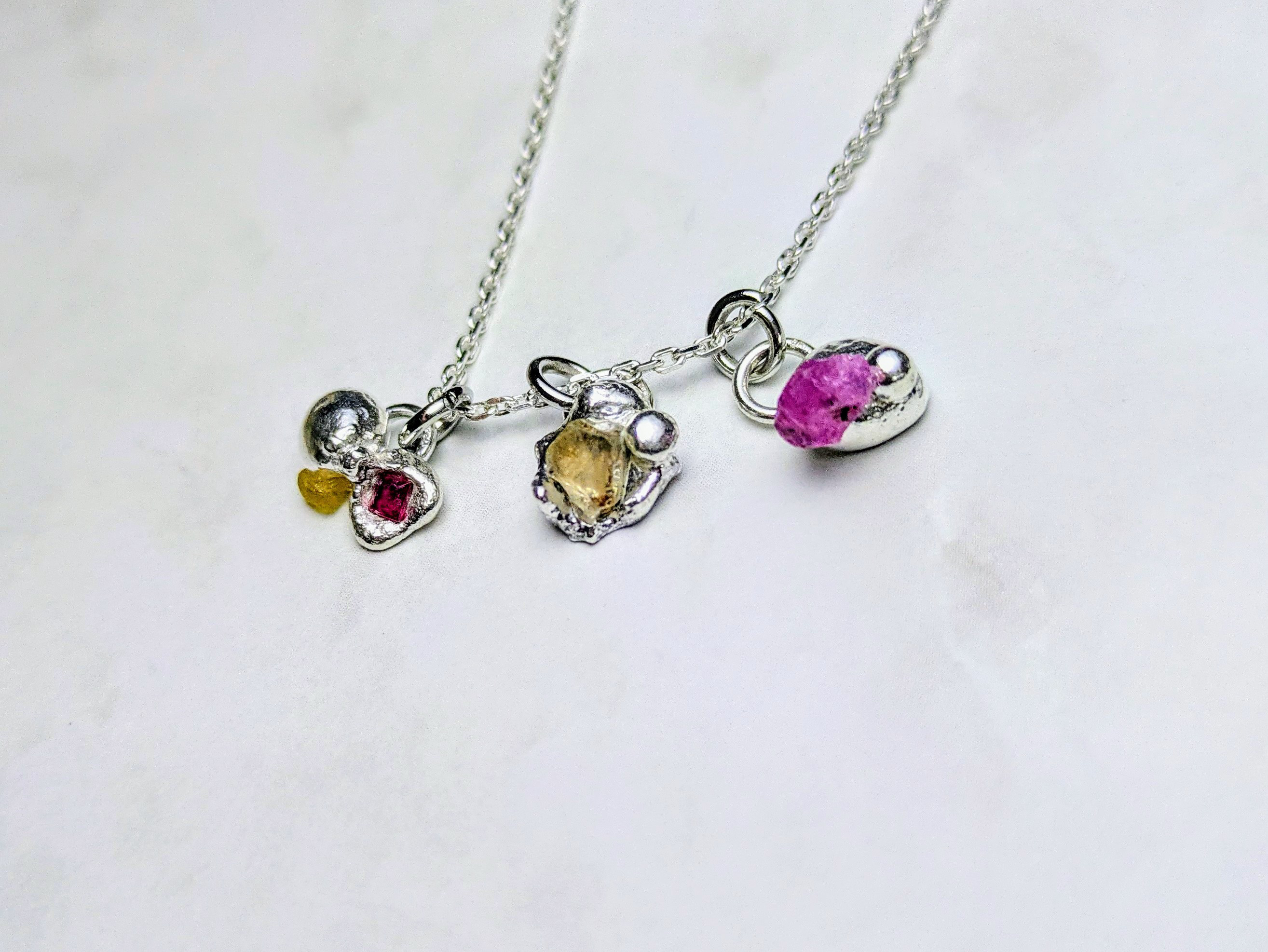 宝石はっくつ #3 ルビー　宝石　シルバー　ネックレス 5,148円