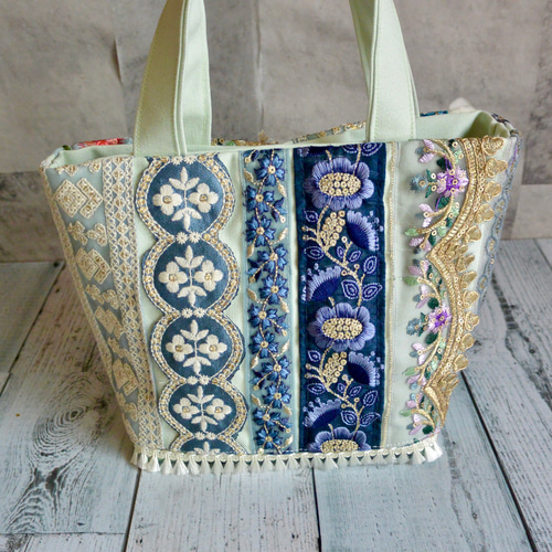 美しいインド刺繍リボントートバッグ④【Sサイズ】 トートバッグ muika