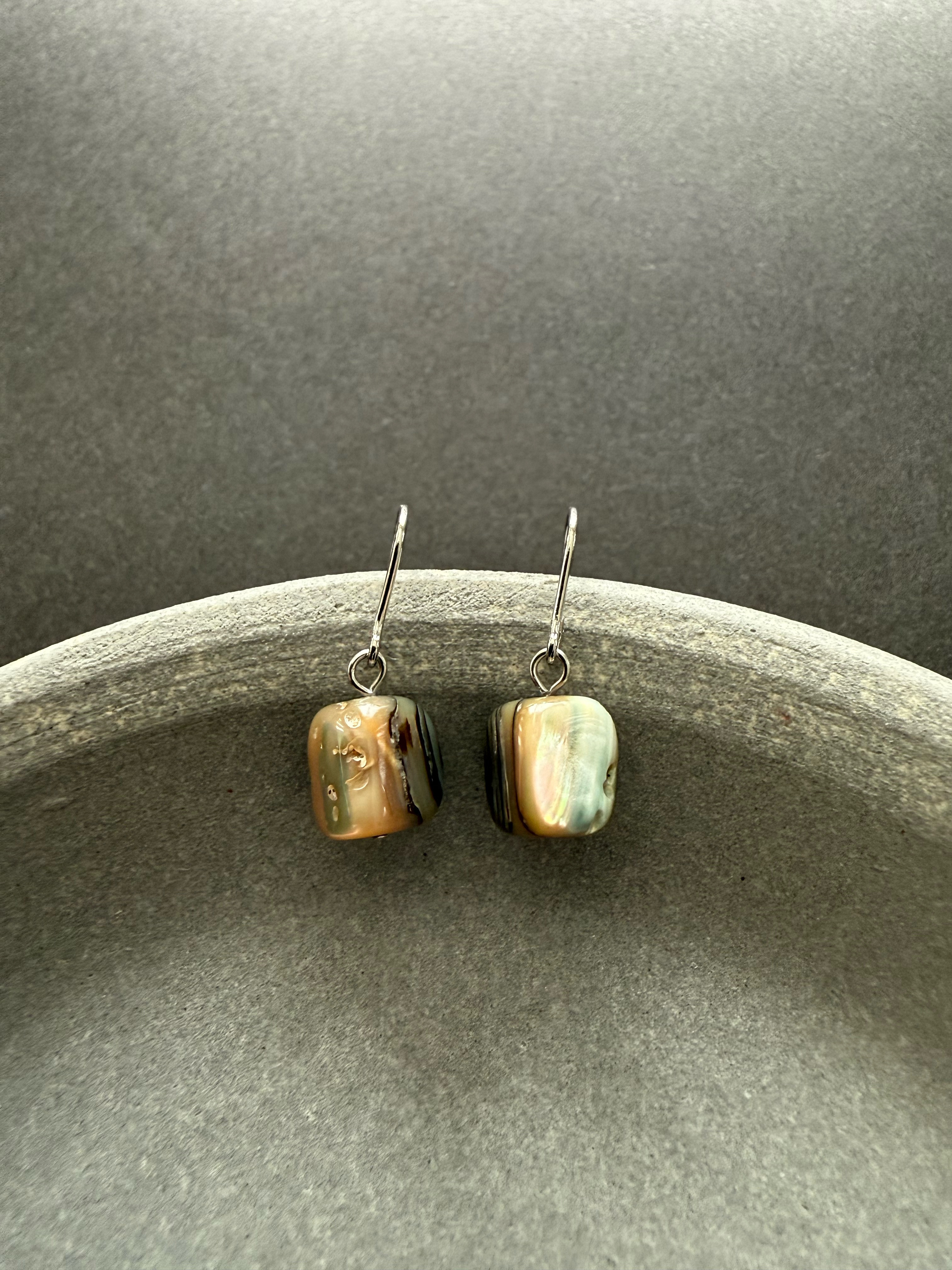 美しいアバロンシェル♚ピアス/ノンホールピアス