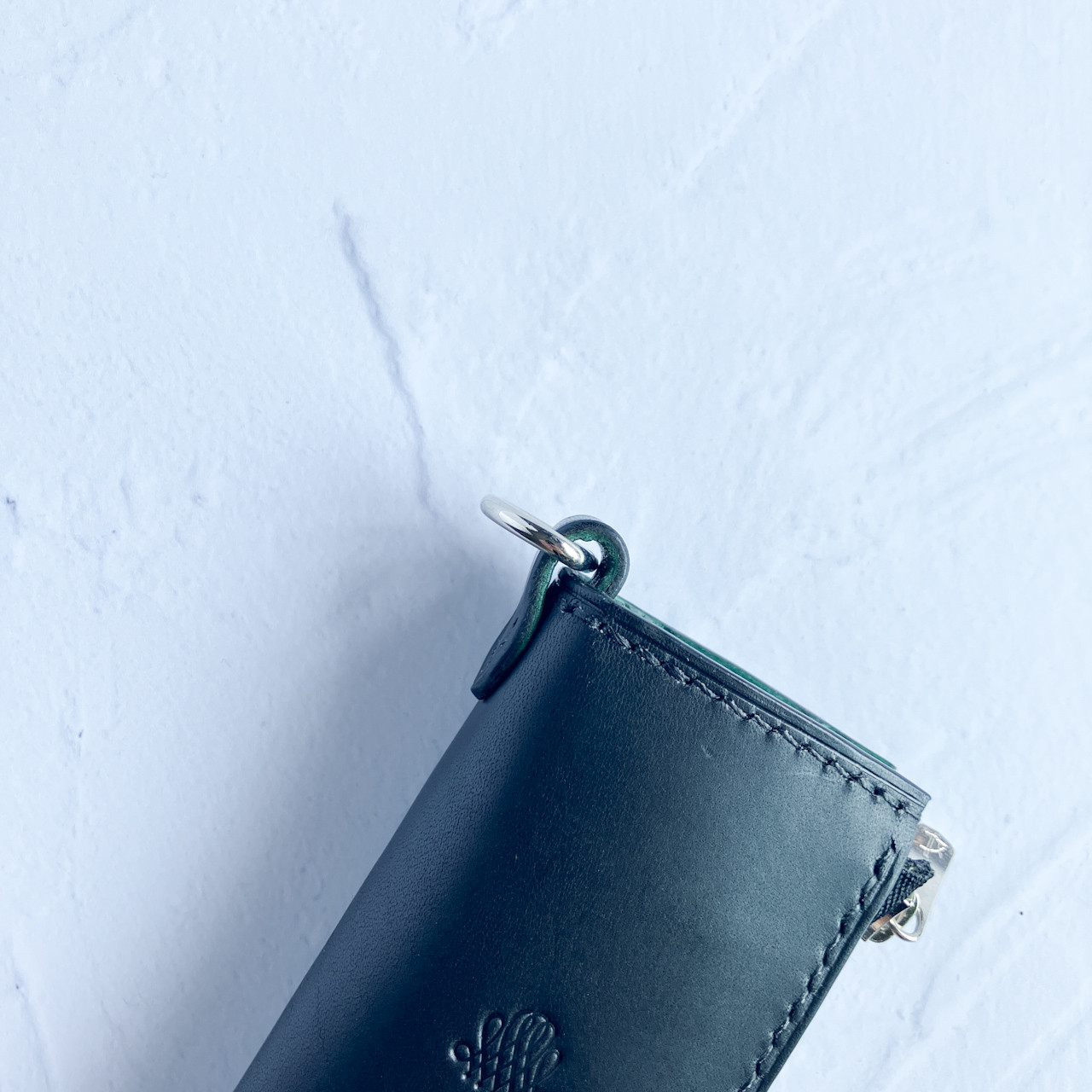 ジップキーケース（ブラック×グリーン）　スマートキー　革　イタリアンレザー　バイカラー