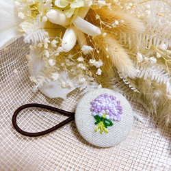 かすみ草 刺繍ヘアゴム くるみボタン ヘアゴム snoooom 通販 19453218