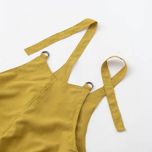 ゆったり【大人のサロペットパンツ】マスタードイエロー シワに