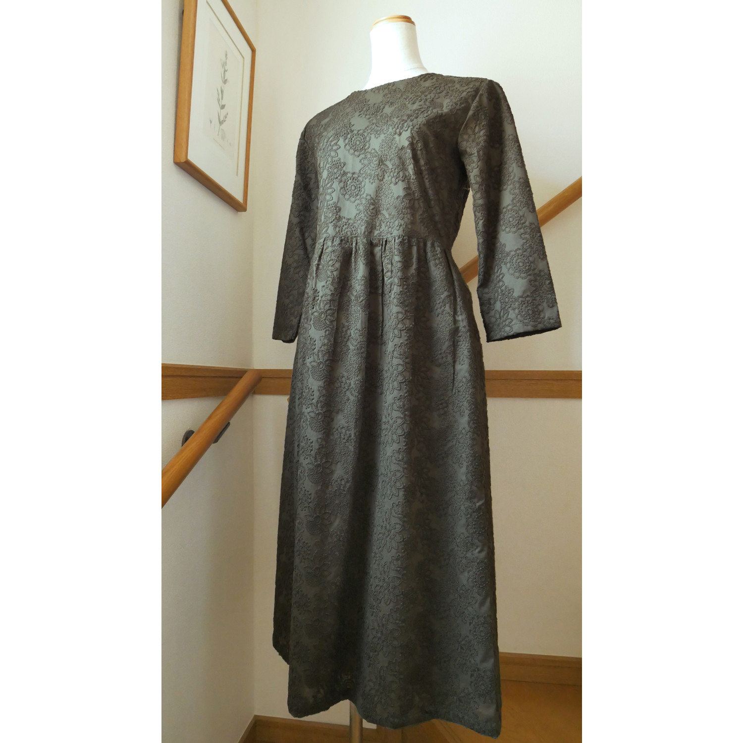 総刺繍　コットンワンピース　七分袖 / モスグリーン