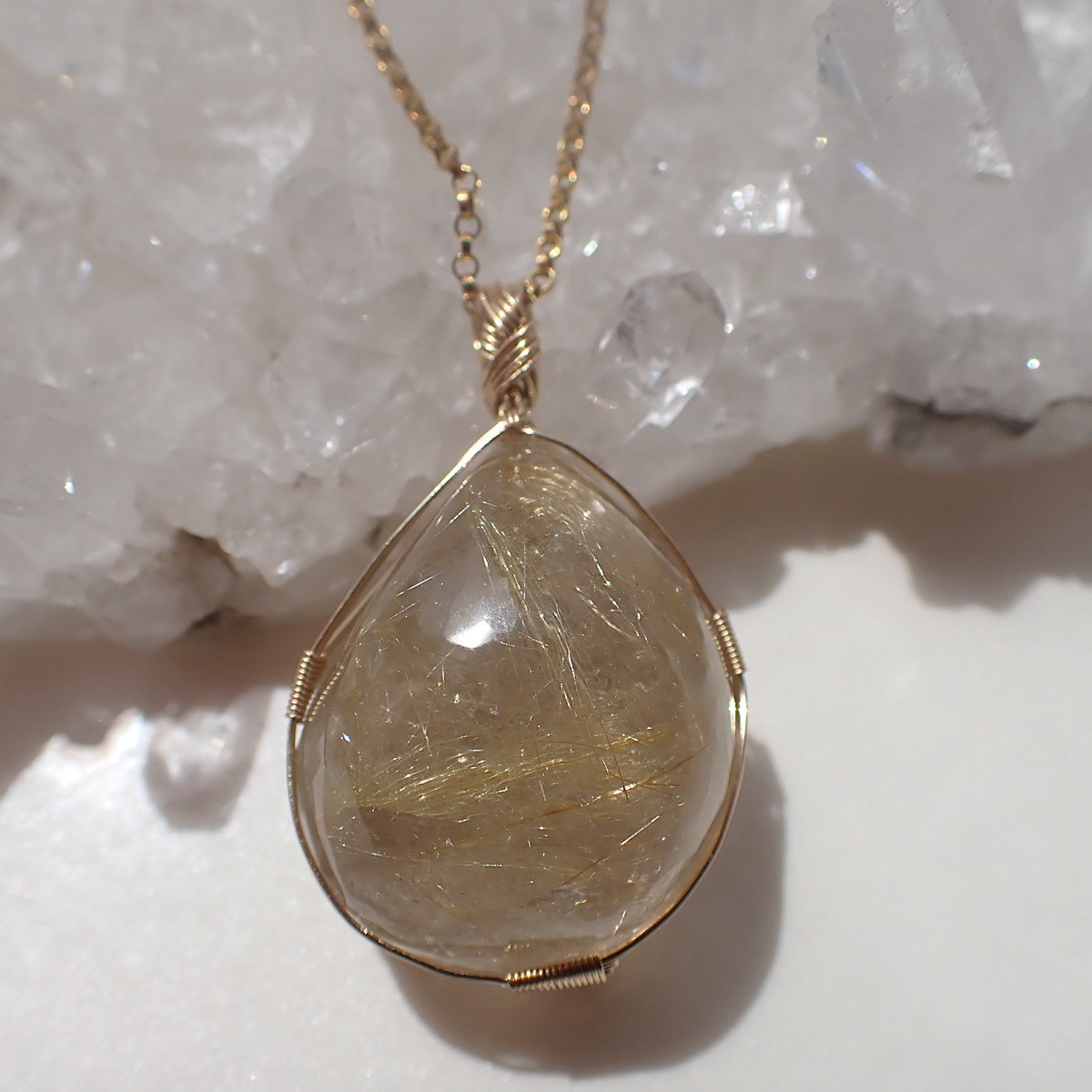 女神巻き®︎ルチルクオーツのペンダントトップ