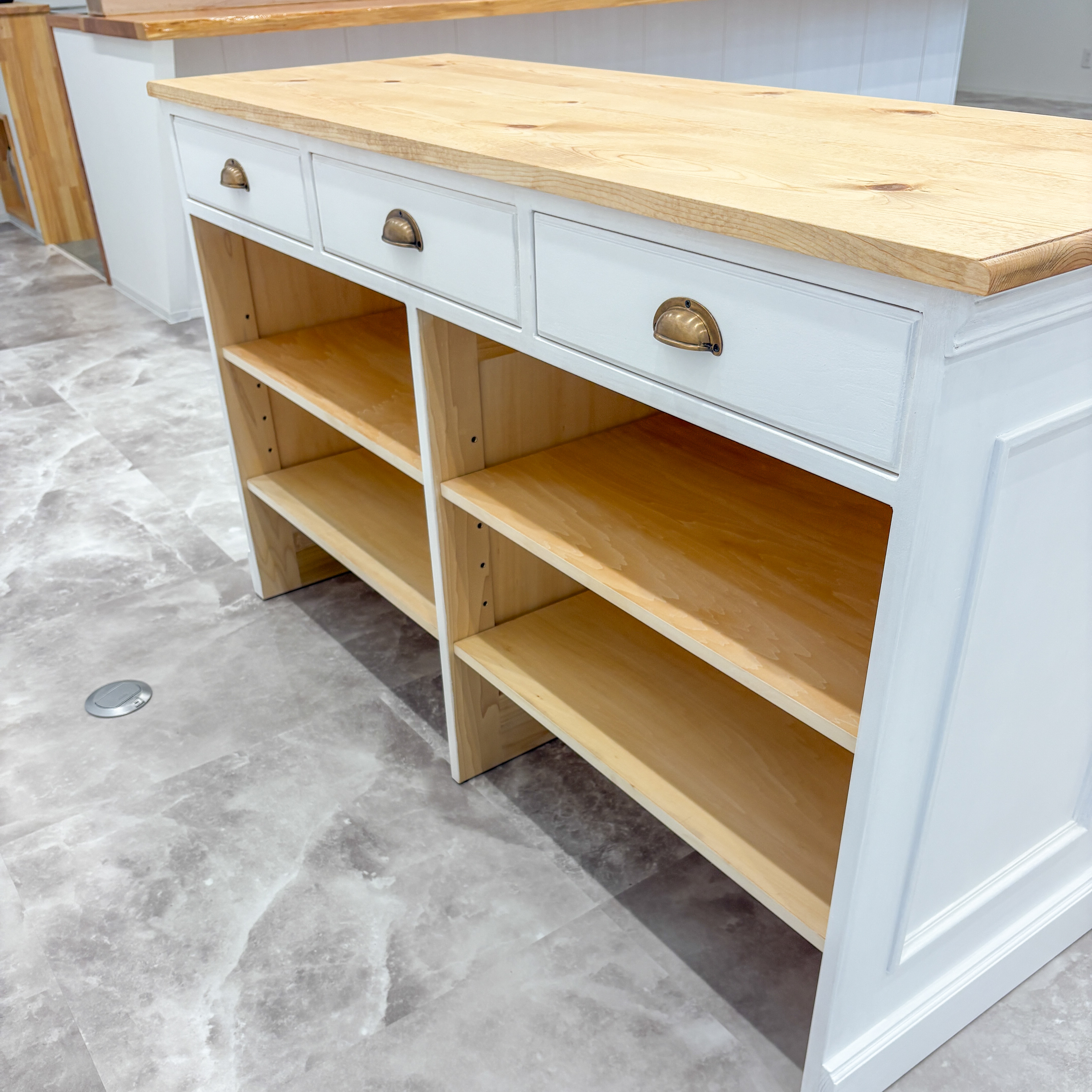 お花屋さん作業カウンターテーブル（W1500ホワイト）フラワーショップ向けレジカウンター アンティークオーダーメイド家具