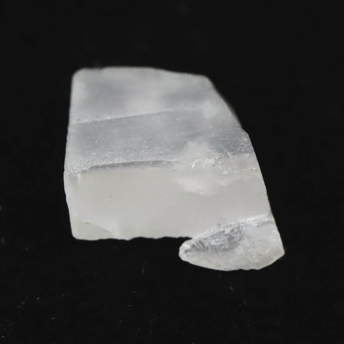 ロシア産 フェナカイト 原石 0.53g #73495 天然石 榎本通商 通販