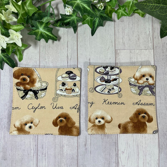 プードルとアフタヌーンティーのペアコースター　送料込み 3枚目の画像