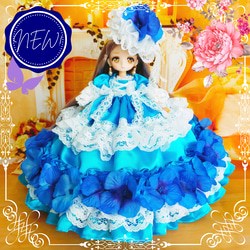 リカちゃんハンドメイド服 生成りと水色のドレス - メルカリ