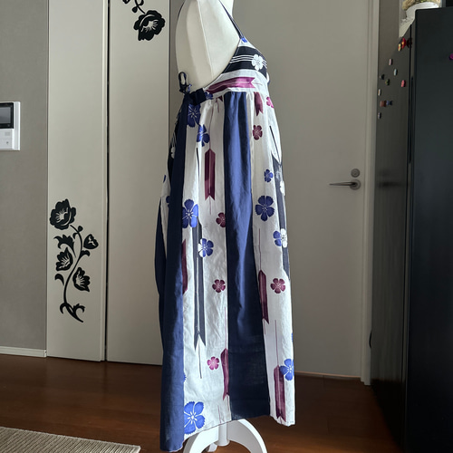 【夏の着物リメイク／一点もの】涼感◎カスリ柄ワンピース　洗濯OK 着物リメイク 手作り 素敵な柄 錦砂 リメイク ワンピース